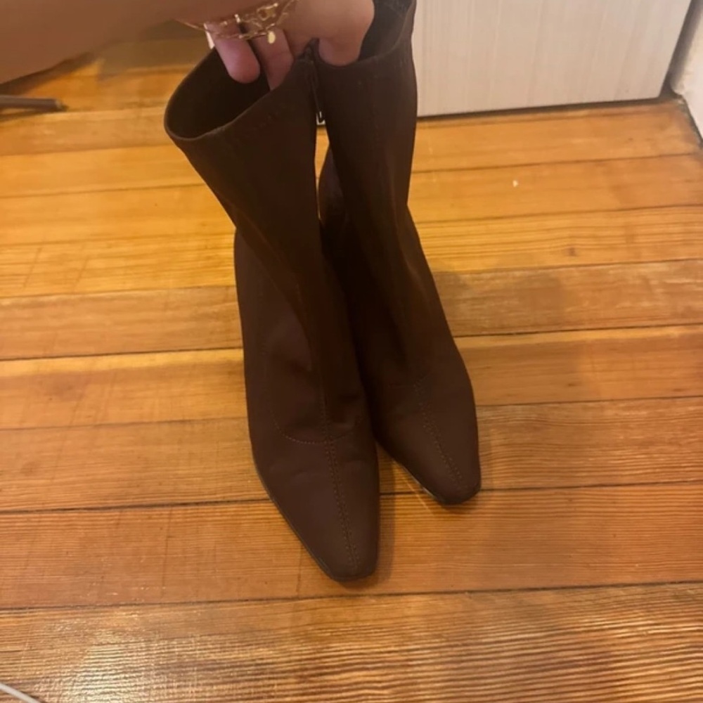 Women's Brown Pointed-Toe Stretch Ankle Booties